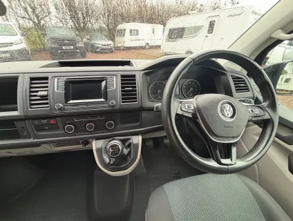 Volkswagen  Transporter T28 2018
