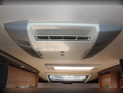 Knaus  Sky TI 700 2013