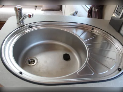 Auto-Trail  Apache 634 2017