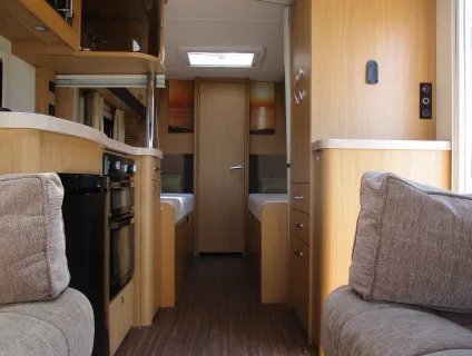 Elddis  Crusader 2012