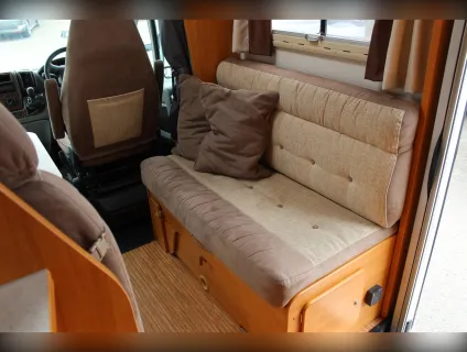 Adria  Coral A 660 SP 2010