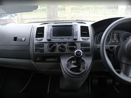 Volkswagen  Transporter 2015