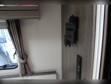 Elddis  Encore 255 2019