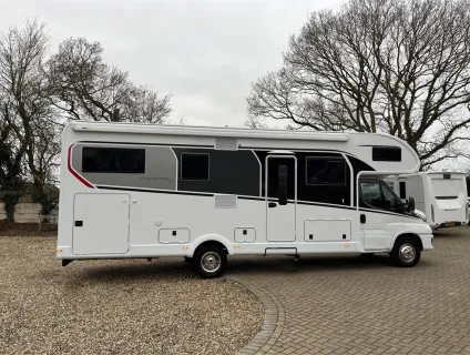 Dethleffs  Globetrotter XXL A 9000-2 EB 