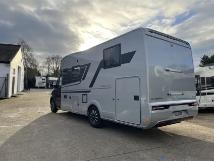 Adria  MATRIX SUPREME MB 670 DC 