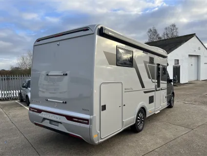 Adria  MATRIX SUPREME MB 670 DC 