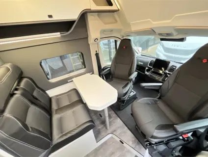 Pilote  Van V633M 