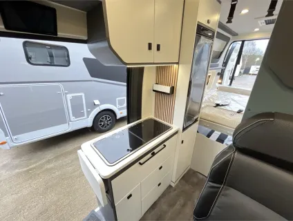 Pilote  Van V633M 