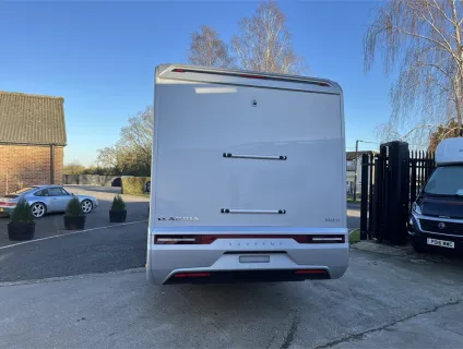 Adria  MATRIX SUPREME 670 DC 