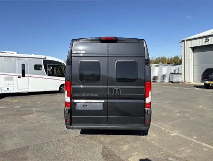 Hymer  Camper Van Yellowstone 