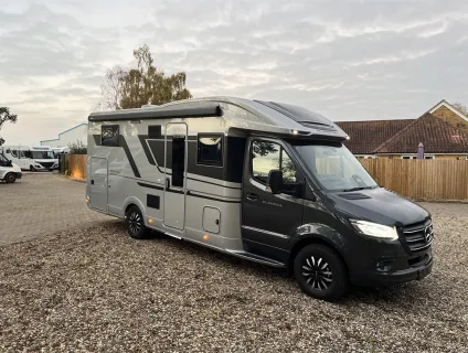 Adria  MATRIX SUPREME MB 670 DL 