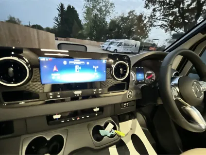Adria  MATRIX SUPREME MB 670 DL 
