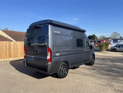 Hymer  Campervan Ayers Rock 