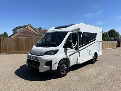Sunlight  Van V 60 Adventure Edition 