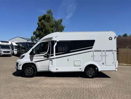 Sunlight  Van V 60 Adventure Edition 