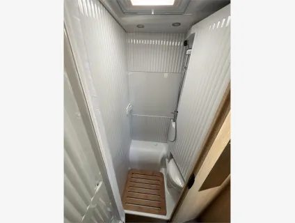 Sunlight  Van V 60 Adventure Edition 