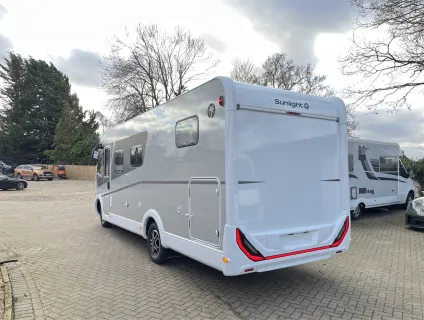 Sunlight  I 68 Adventure Edition 