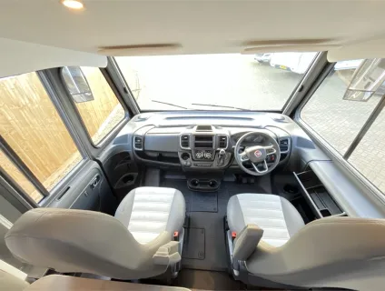 Sunlight  I 68 Adventure Edition 