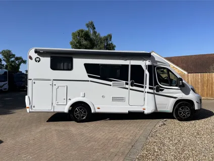 Sunlight  V66 Adventure Edition 