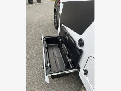 Pilote  P720FGJ Selection 
