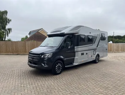 Adria  CORAL SUPREME MB 670 DL 