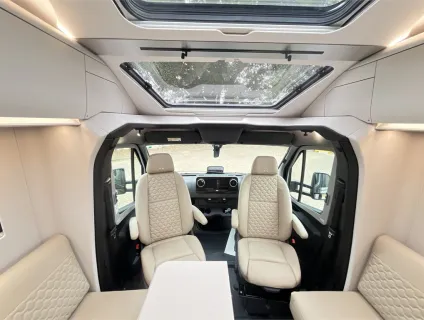 Adria  CORAL SUPREME MB 670 DL 