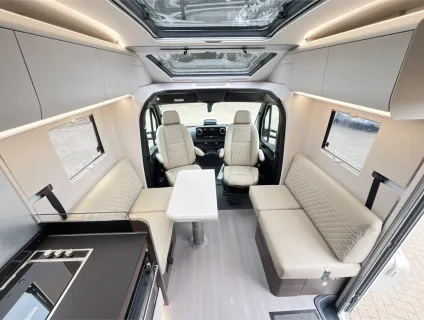Adria  CORAL SUPREME MB 670 DL 