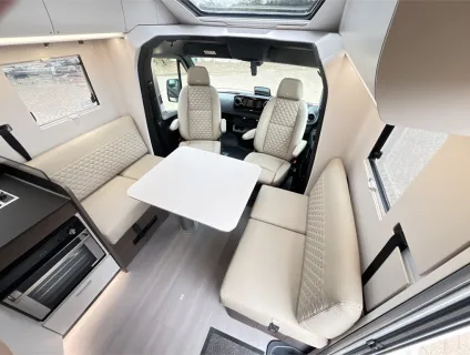 Adria  CORAL SUPREME MB 670 DL 
