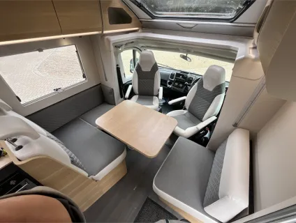 Adria  MATRIX SUPREME 670 SL 60Y 