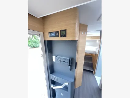Adria  MATRIX SUPREME 670 SL 60Y 