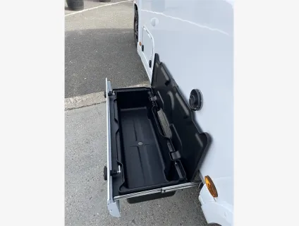 Pilote  P690D Evidence 