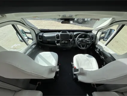 Pilote  P690D Evidence 