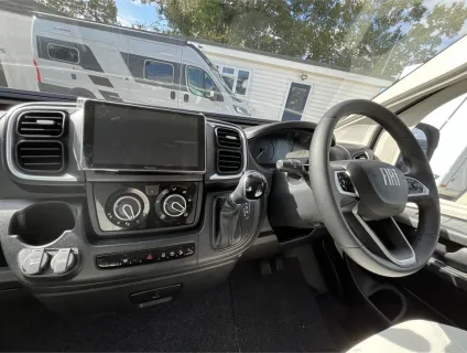 Pilote  P690D Evidence 