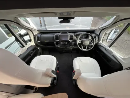 Pilote  P740FGJ Evidence 