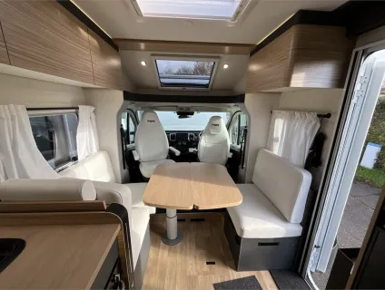 Pilote  P740FGJ Evidence 