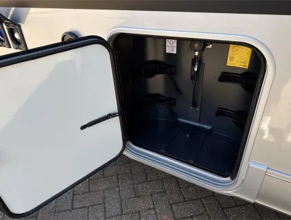 Adria  CORAL SUPREME 670 DL 