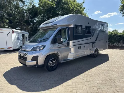 Adria  CORAL SUPREME 670 DL 