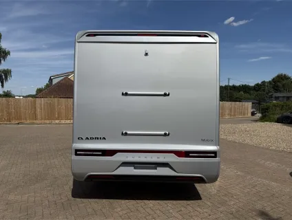 Adria  MATRIX SUPREME 670 DL 