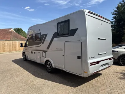Adria  MATRIX SUPREME 670 DL 