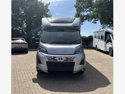 Adria  MATRIX SUPREME 670 DL 