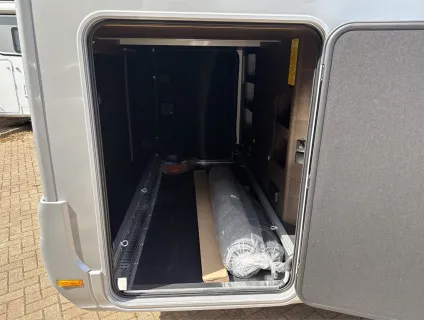 Adria  MATRIX SUPREME 670 DL 