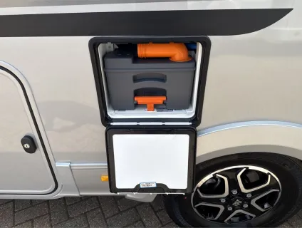 Adria  MATRIX SUPREME 670 DL 