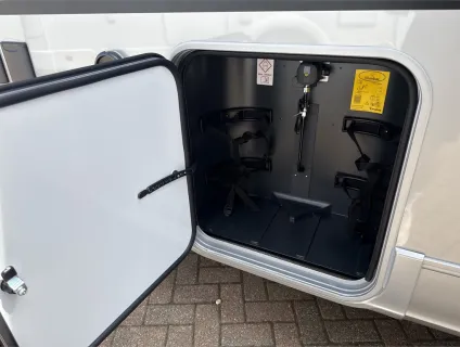 Adria  MATRIX SUPREME 670 DL 