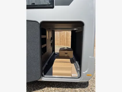 Adria  CORAL SUPREME MB 670 DL 