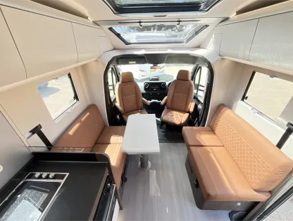 Adria  CORAL SUPREME MB 670 DL 
