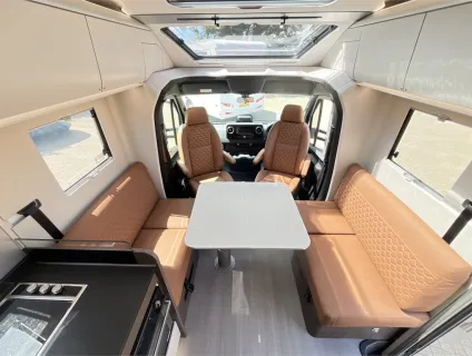 Adria  CORAL SUPREME MB 670 DL 