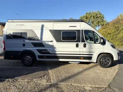 Adria  TWIN SUPREME 640 SLB 