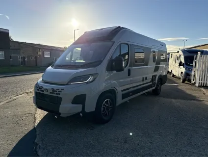 Adria  TWIN SUPREME 640 SLB 