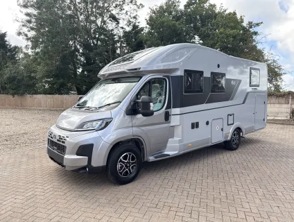Adria  CORAL 60Y 670 DL 