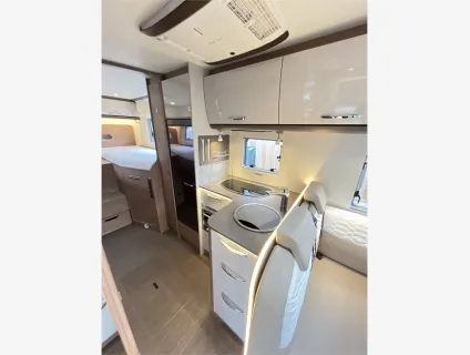 Burstner  Lyseo harmony line 727G 2019
